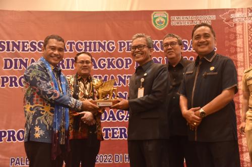 sumselkaltim-jajaki-kerja-sama-pemasaran-produk-unggulan-daerah