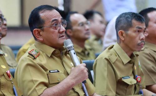 sinergi-pemberantasan-korupsi-sekda-hadiri-rakor-dengan-kpk-didampingi-asisten-iii-h-zulkarnain-