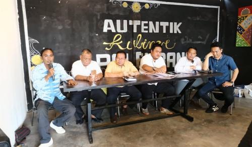tim-advokasi-yudhabahar-minta-bawaslu-diskualifikasi-pasangan-rdps-pada-pilkada-palembang