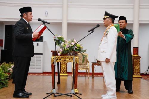 lantik-apriadi-jadi-pj-bupati-muba-herman-deru--sampaikan-tiga-pesan-penting