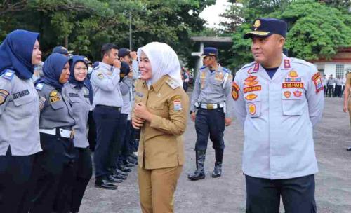 petugas-dishub-kena-razia-wawako
