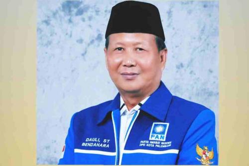 dauli--jalan-sehat-dpd-pan-palembang-berhadiah-motor
