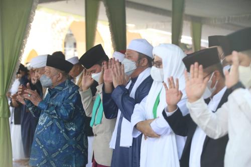 herman-deru-ajak-warga-bersyukur-bisa-shalat-ied-dengan-kelonggaran
