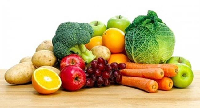 jaga-kesehatan-mata-dengan-mengkonsumsi-buah-buahan