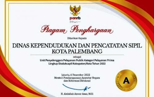 disdukcapil-palembang-raih-penghargaan-dari-kemenpan-rb