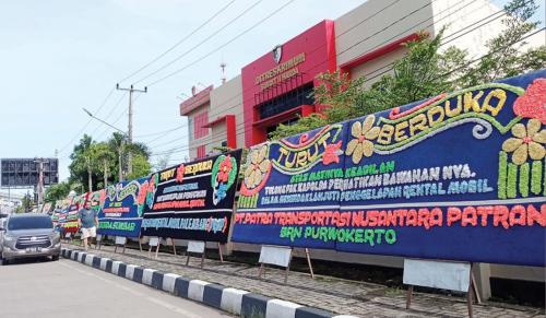korban-penggelapan-mobil-rental-di-palembang-minta-keadilan-hukum-ke-polda-sumsel