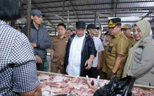 a-damenta-temukan-pedagang-nakal-di-pasar-sekip-ujung-