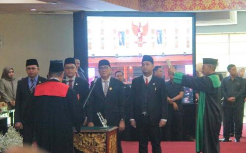 pimpinan-dprd-palembang-resmi-dilantik-