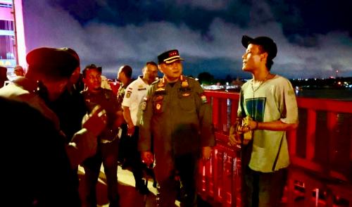 kasatpol-pp-herison-pimpin-langsung-penertiban-pengamen-dan-penjual-miras-