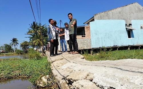 jalan-rusak-diperbaiki-warga-15-ulu-ucapkan-terimakasih-ke-dinas-perkimtan-palembang-
