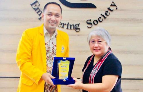 ketua-ikatan-doktor-ilmu-hukum-unsri-peby-anggi-pratama-hadiri-workshop-di-cmu-thailand