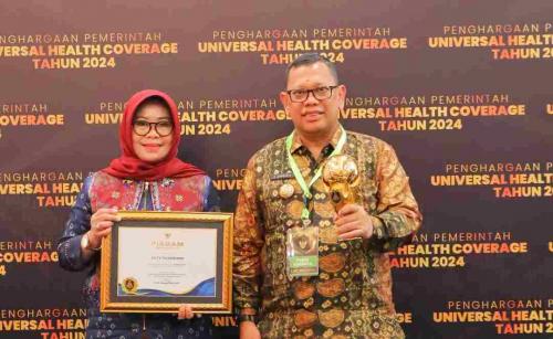 palembang-raih-penghargaan-uhc-awards