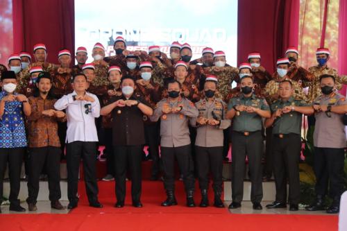 gubernur-bersama-kapolda-sumsel-canangkan-kampung-tangguh-di-oku-timur