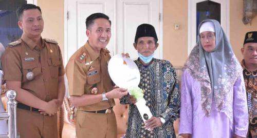 rumah-zainudin-haris-kini-layak-huni