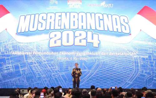 ratu-dewa-raih-penghargaan-terbaik-pembangunan-daerah
