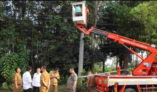 minim-penerangan-jalan-talang-kepuh-dipasang-100-lampu-jalan
