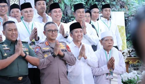 hadiri-pelantikan-pwnu-sumsel-ratu-dewa--jaga-soliditas-internal