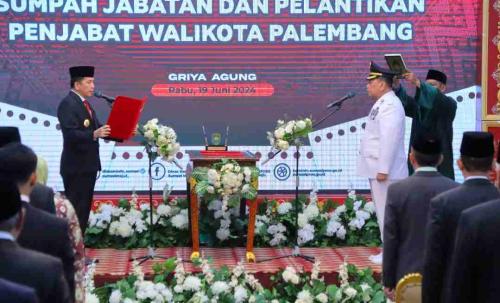 gubernur-lantik-ucok-abdul-rauf-damenta-sebagai-pj-walikota-palembang