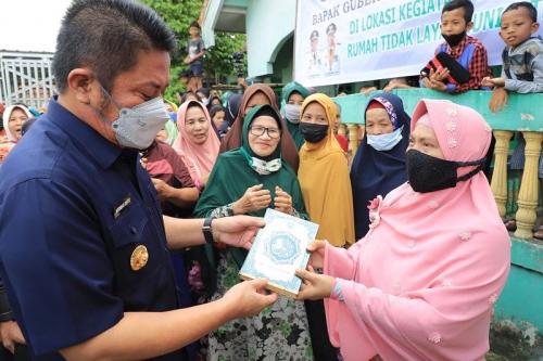 warga-gang-lama-plaju-ucapkan-terima-kasih-kepada-gubernur-herman-deru