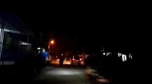 warga-palembang-diperas-rp-500-ribu-untuk-pemasangan-lampu-jalan-