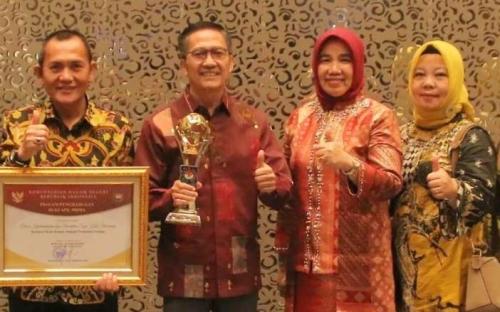 disdukcapil-palembang-raih-penghargaan-dari-kemendagri