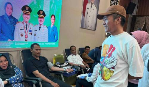 wali-kota-ratu-dewa-apresiasi-donor-darah-peringatan-hari-ibu