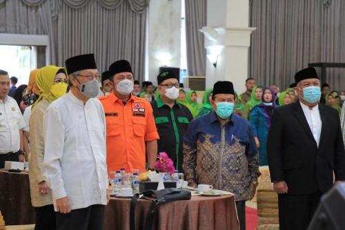 sebagai-mustasyar-pbnu-herman-deru-pujiÂ -kiprah-pcnu-kota-palembang