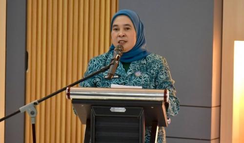 dewi-sastrani-ajak-orang-tua-jadi-garda-terdepan-tumbuh-kembang-anak